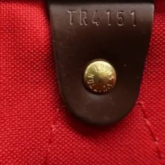 LOUIS VUITTON SPEEDY 30 DAMIER BAG RETAIL $1550 - Picture 8 of 16